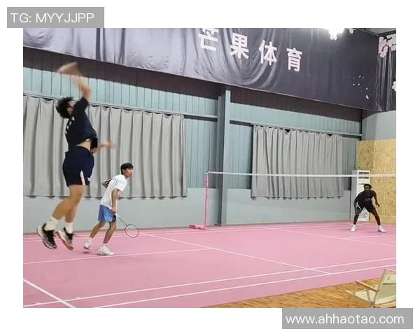 重庆羽毛球队实力强劲荣登全国羽毛球排行榜第三名的背后故事